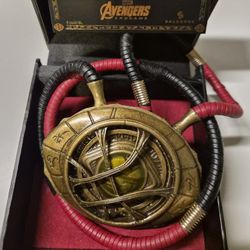 SalesOne Marvel's Avengers: Endgame Officially Licensed Eye Of Agamotto Necklace Replica