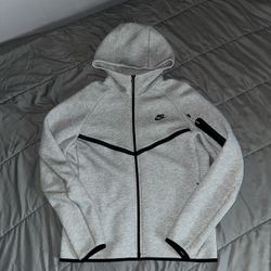 Nike Tech