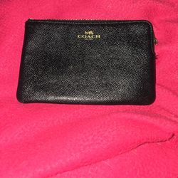 Coach Corner Zip Wallet