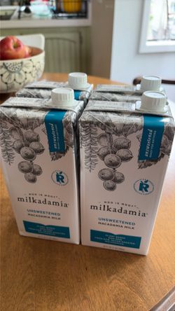 Macadamia Milk (4 - 32oz)