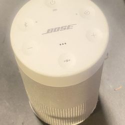 Bose SoundLink Revolve (Luxe Silver) – Works Great, Sounds Awesome – Speaker Only