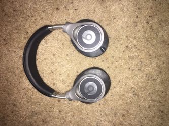 Beats Executive // Silver and Grey