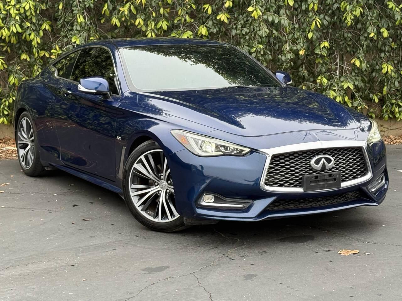 2017 INFINITI Q60