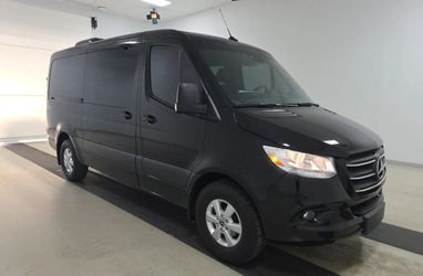 2022 Mercedes-Benz Sprinter 2500 Passenger