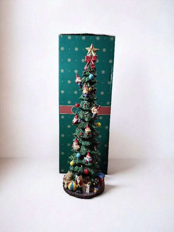Mayview Collection Elf Knome Christmas Tree