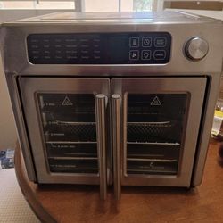 Emeril Lagasse Extra Large French Door Air Fryer Toaster Oven Combo,  Digital Controls,  Stainless Steel Finish