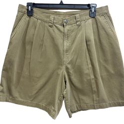 NWOT Patagonia Green Shorts Men’s Size 38 Outdoor Hiking Fishing Camping Pockets