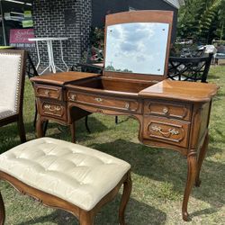Vanity With Stool