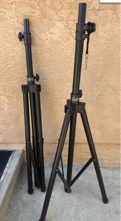 CARVIN Professional Stand (Speaker) on stage and adjustable