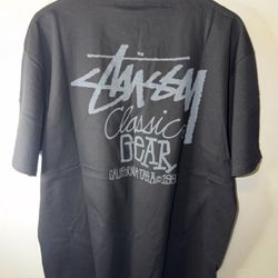 100% Authentic Men’s Large Stussy 