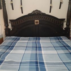Ashley's King Size ( Full Bed Set )Mattress And Box Springs Including Footboard And Headboard