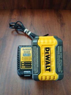 Dewalt Battery/Charger Combo