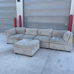 Sectional Couch Sand Thomasville 🛋️