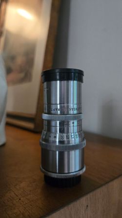 Wollensak
Wollensak Raptar 3" F/4 Cine Telephoto C-mount Lens