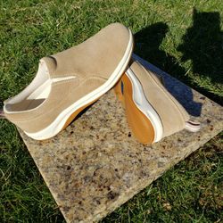 LANDS END WOMAN'S SUEADE  SLIP ON, SIZE- 81/2