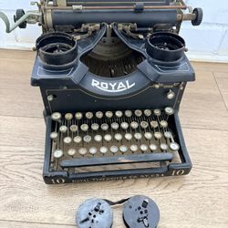 1915 Royal 10 Typewriter – Antique Vintage Model 10 VEIW Pictures For Condition