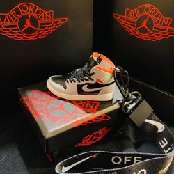 Excellent Gift 3d Mini Aj1 Shoe Keychain