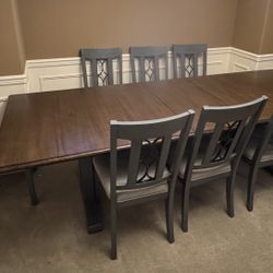 Beautiful Dining Room Table 