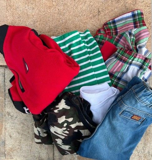 Boy's 2t Clothing Bundle
