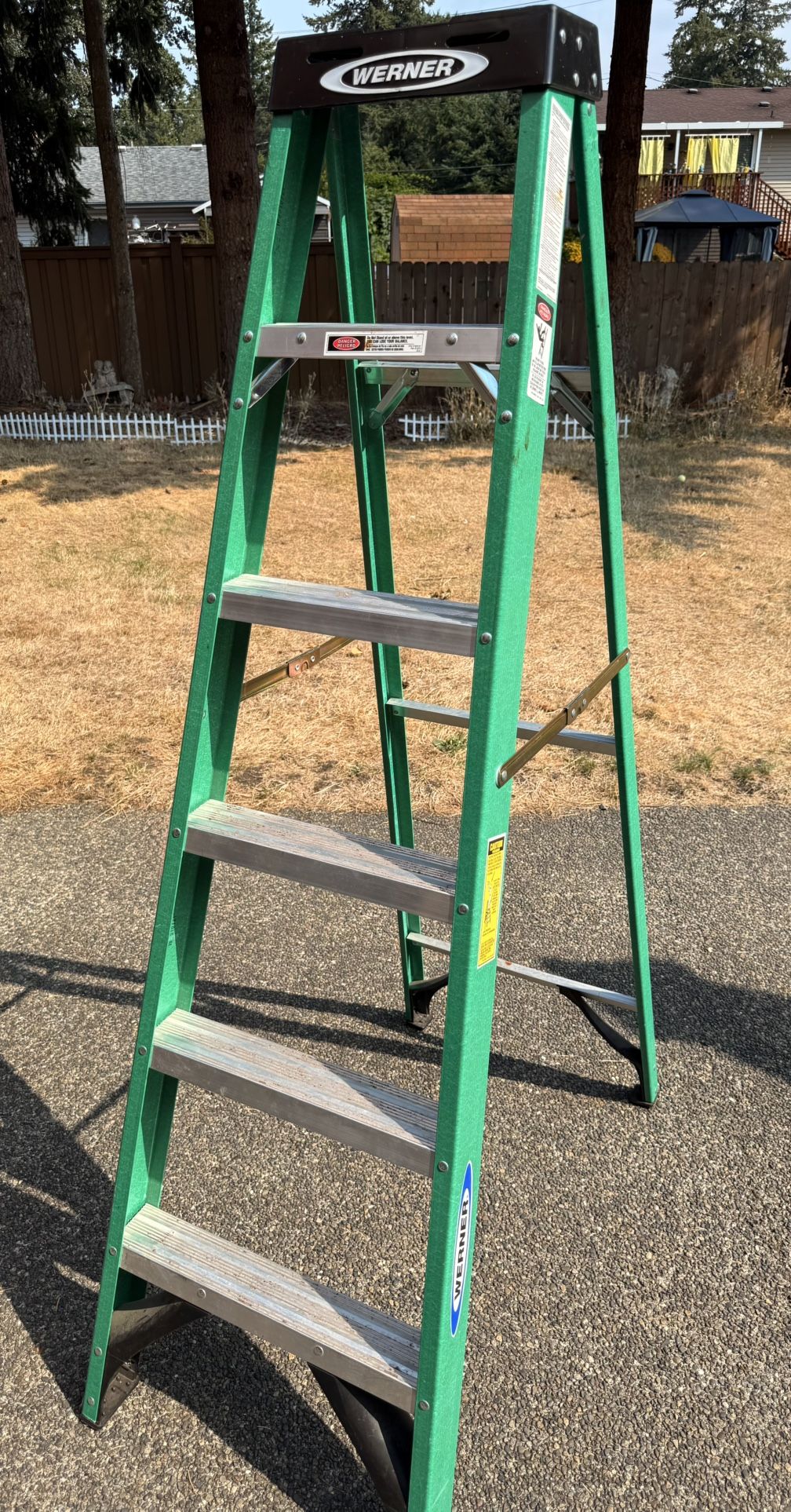6 Foot Folding Werner Ladder (Green) OBO