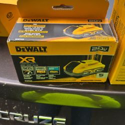 Dewalt XR 5AH battery