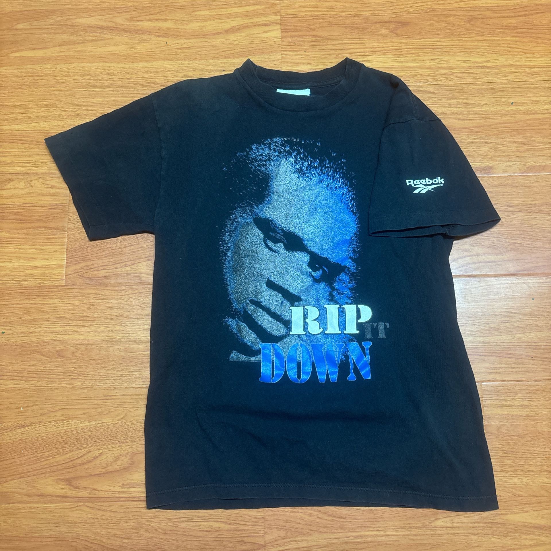 Vintage 90’s Reebok Shaq Rip It Down Single Stitch Faded Shirt Size Youth L
