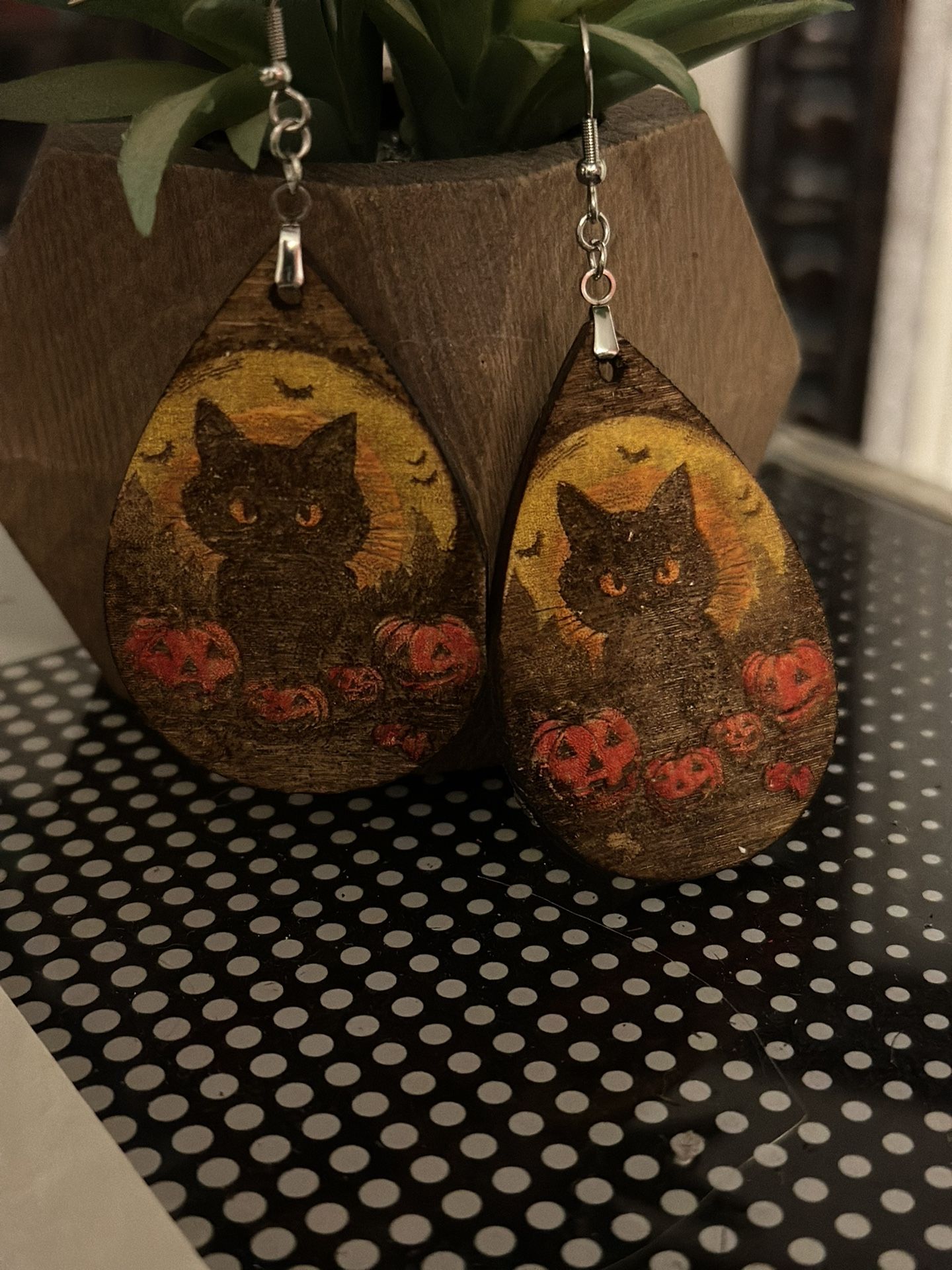 New Halloween Black cat N pumpkins Wood Earrings