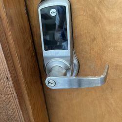 Yale Touchscreen Keypad Door Lock – Satin Chrome