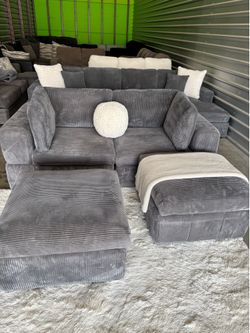 Nice 4pc modular sofa couch (DELIVERY AVAILABLE)