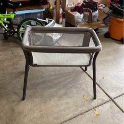 Bassinet 