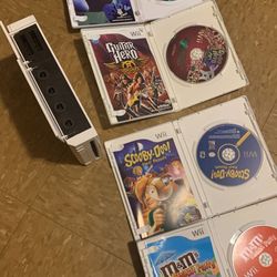 Nintendo Wii Lot  Scooby Doo Guitar Hero Plus More 