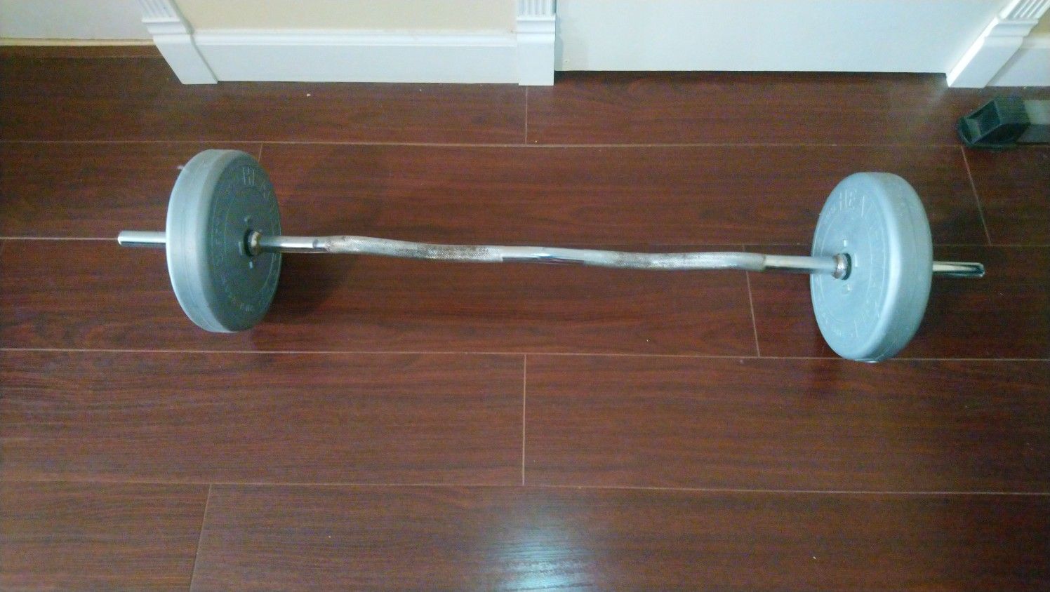 CURL BAR 2x 15lb WEIGHTS