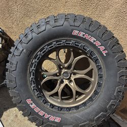 Visit the Weld Racing Store
Weld - Off-Road Ledge Six 20x9