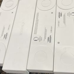 Brand New Newest Sereis 8 Apple Watch 45 Mm Full Year Warranty 