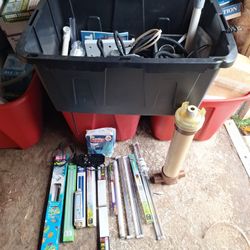 Tub Of Aquarium Stuff $15 Reflector 9w Uv, 36w UV, 24w Blue, T5s
