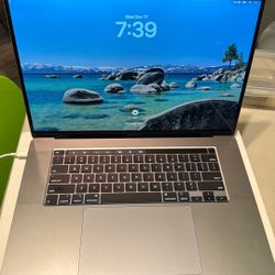 Macbook Pro 16”, 1 TB, i9, 