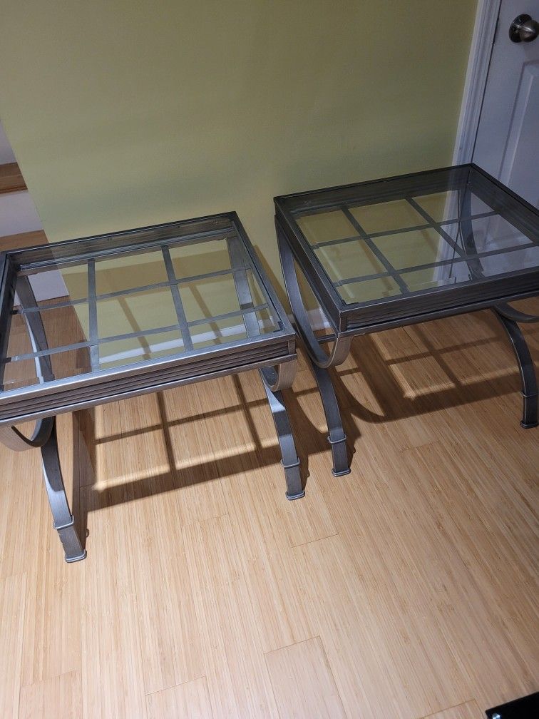 2 End Tables