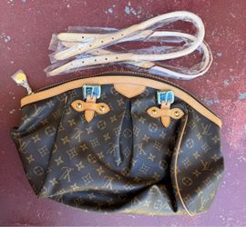Louis Vuitton Monogram Tote Bag