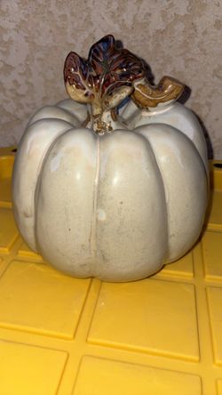 Pumpkin decor $3