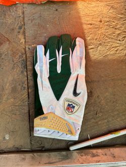 Nike Football gloves