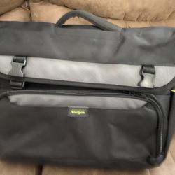 Targus Computer Bag Holds Up To 17