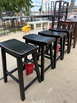 Coaster Set of 4 Saddle Stools 24”