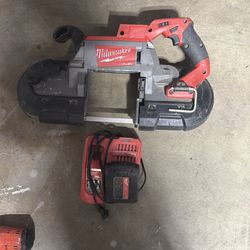 Milwaukee fuel cordless bandsaw