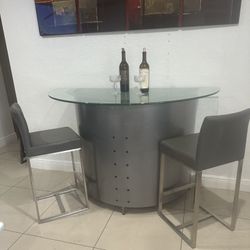 Glass Top Bar With Chairs