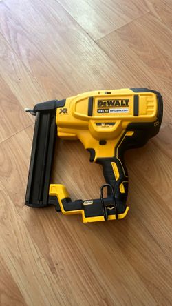 Dewalt stapler