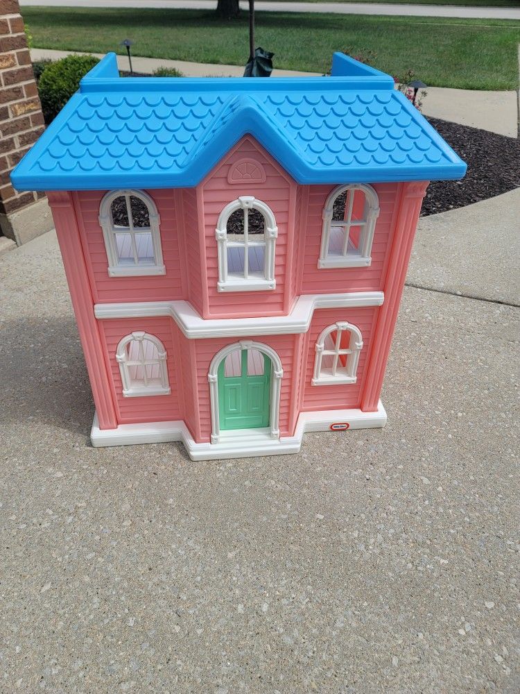 Little Tikes Doll House- Big! Also Have Some Furniture