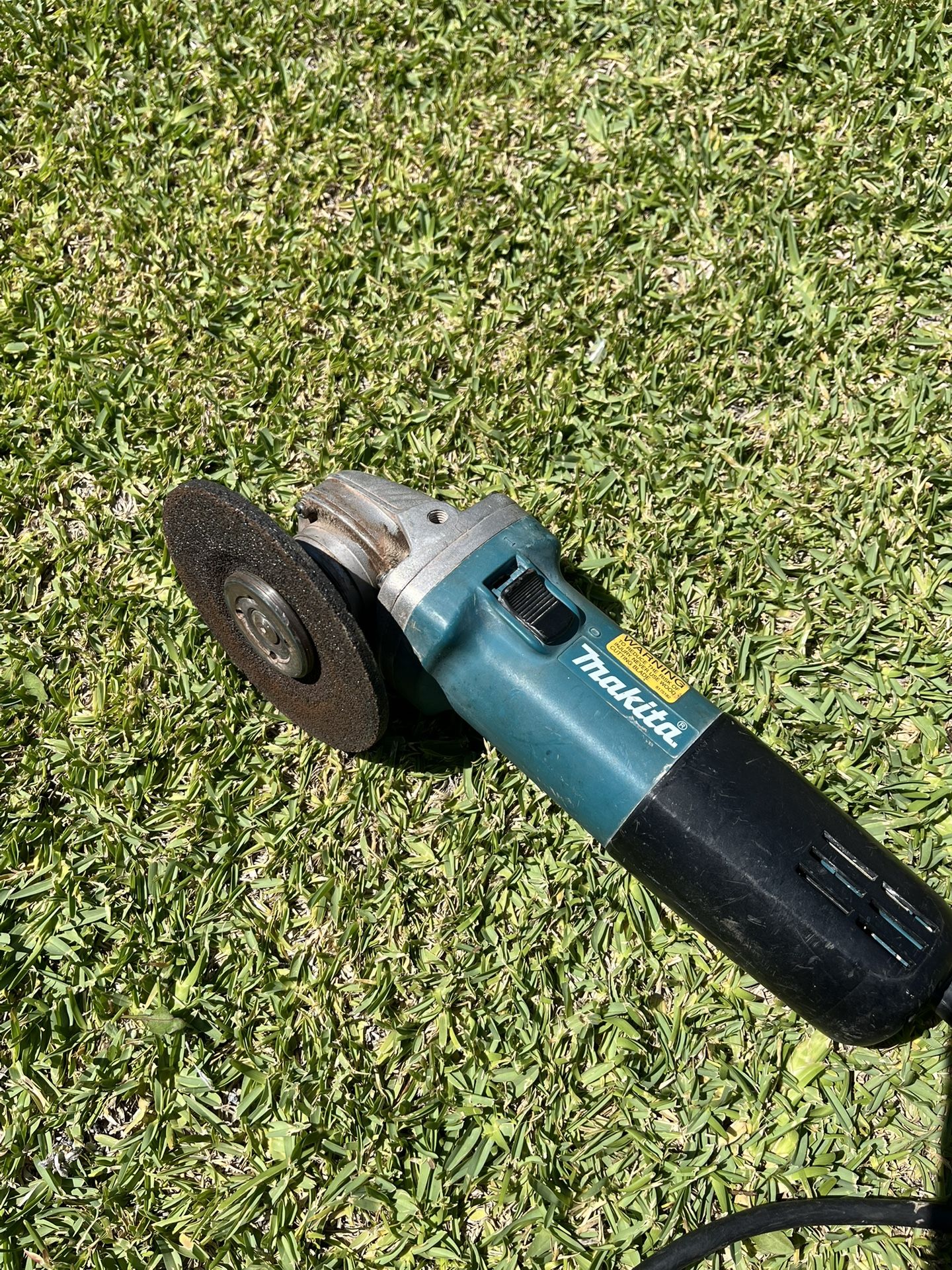 Makita Grinder