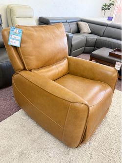 Derban Zero Gravity Leather Power Recliner