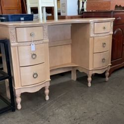 6 Drawer Vanity Table Desk