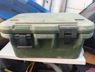 Cambro Insulated Food Pan Carrier